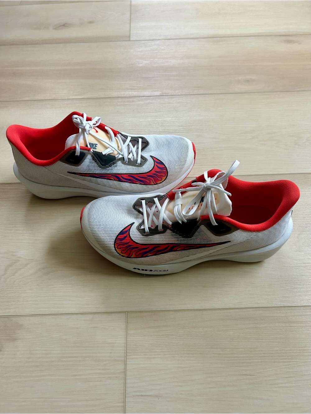 Nike Zoom Rival Fly 4 running shoes  - men’s size 10